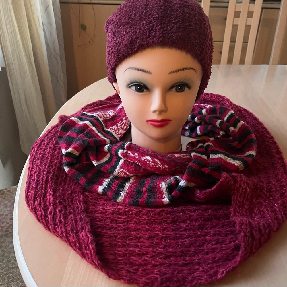 American Rag & Knitted by Bass red infinity scarf - set of 2 scarves and hat